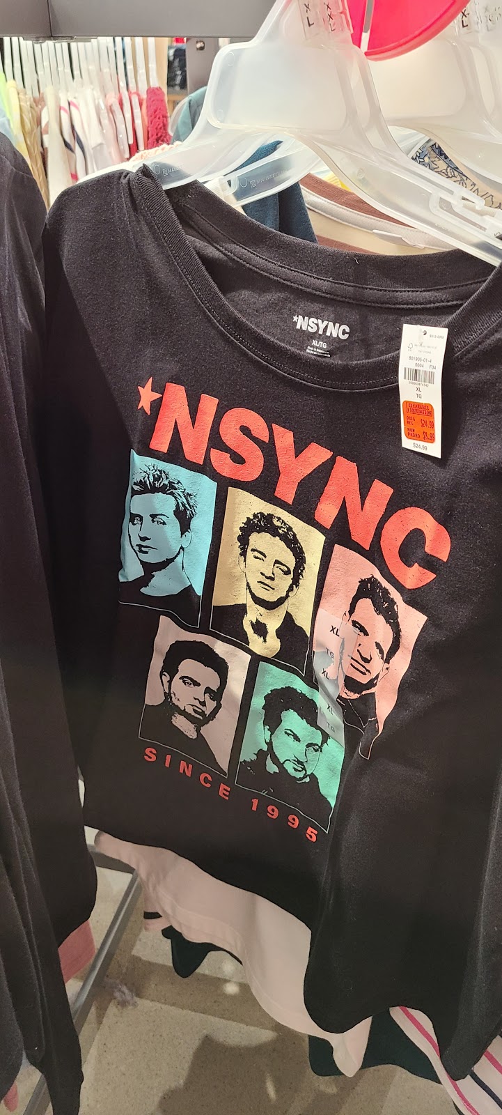Old Navy | 945 St Albert Trail Suite 110, St. Albert, AB T8N 4K6, Canada | Phone: (587) 570-4030