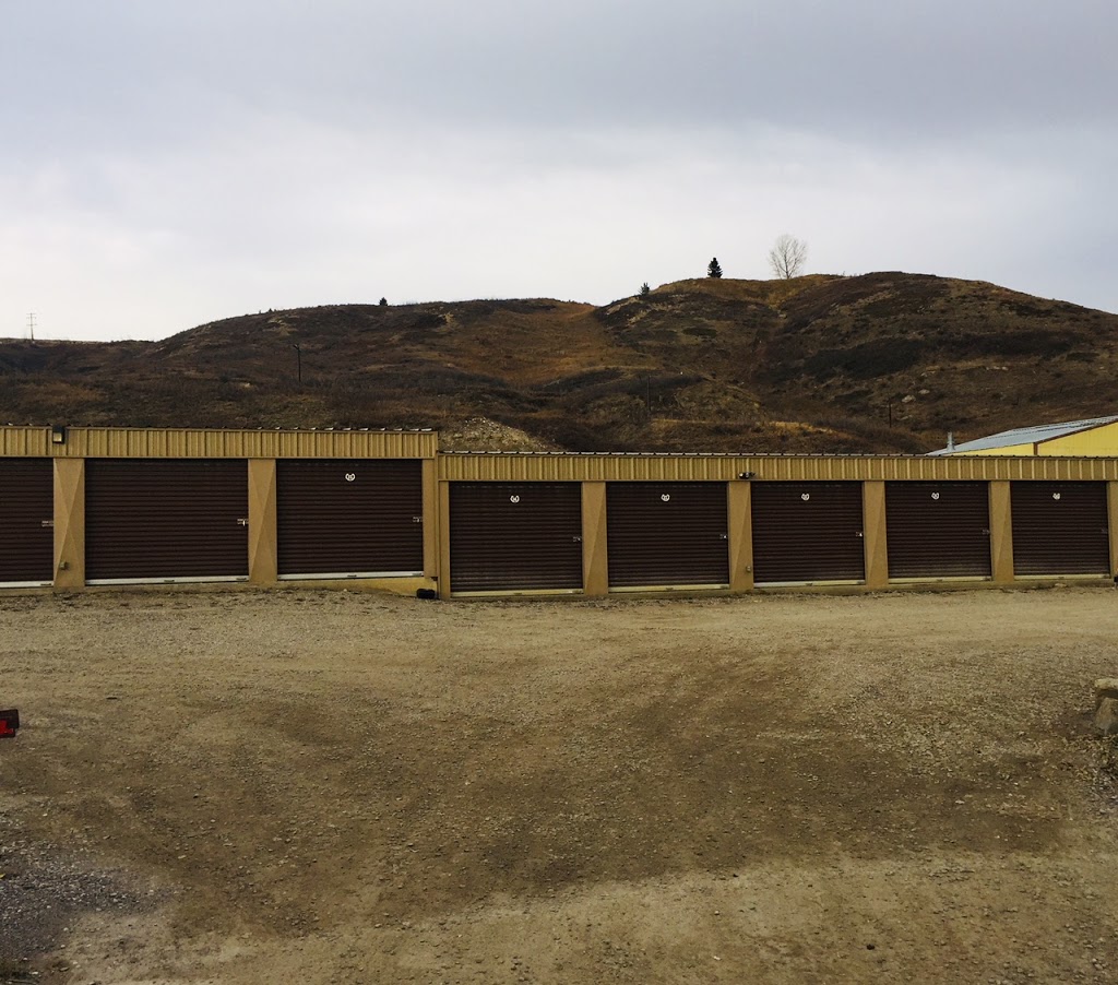Riverside Storage | 590 Griffin Rd E, Cochrane, AB T4C 2B8, Canada | Phone: (403) 932-9332