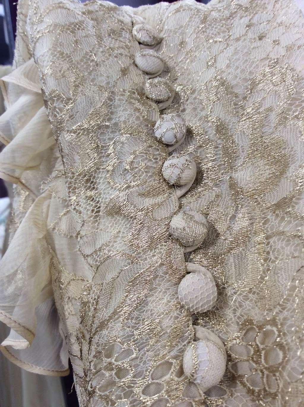 Alice Tam Custom Design & wedding dresses fitting | 9 Lowell St S, Cambridge, ON N1R 5C8, Canada | Phone: (416) 486-4147