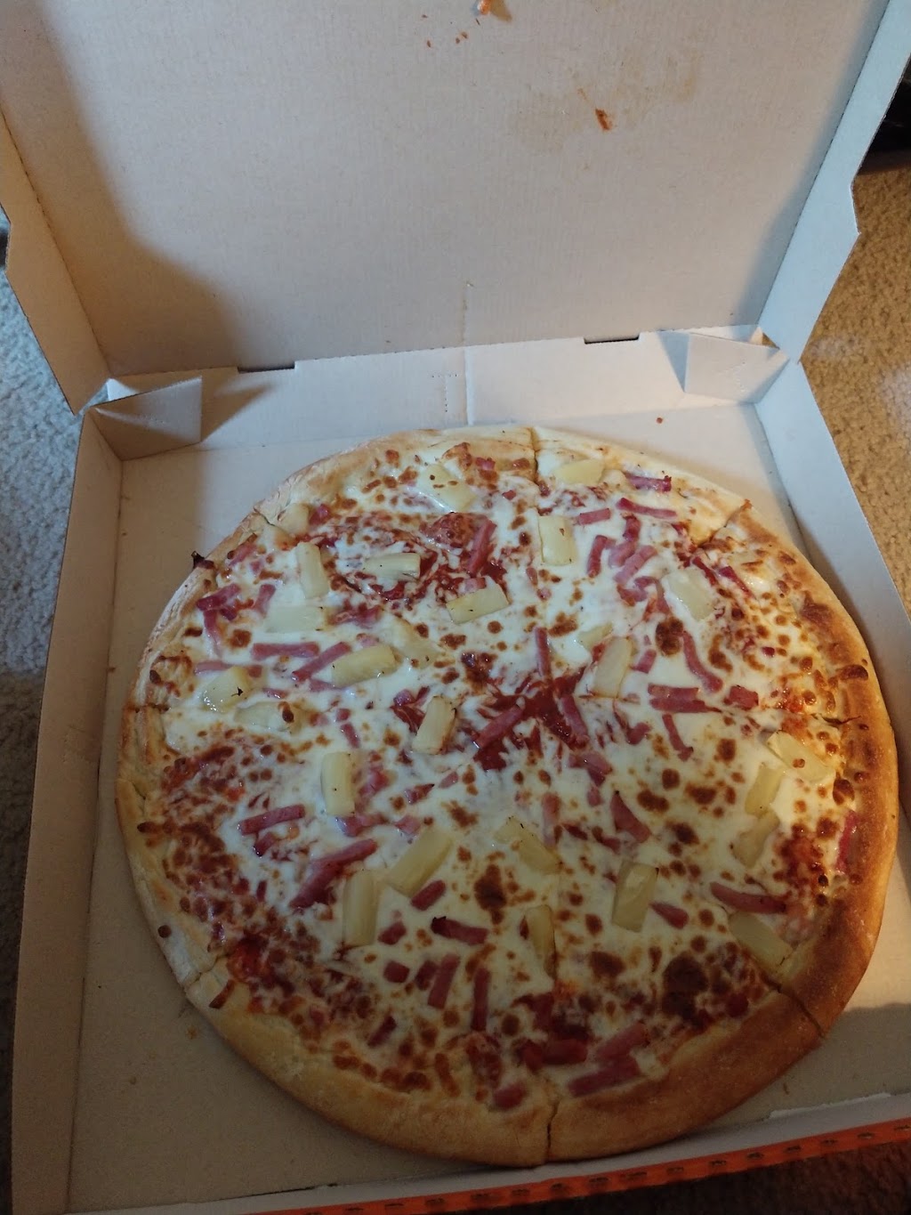 Little Caesars Pizza | 2658 Pointe Tremble Rd, Algonac, MI 48001, USA | Phone: (810) 794-1111