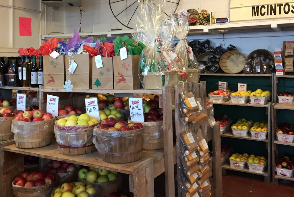 Stirlings Farm Market (Moncton) | 840 Shediac Rd, Moncton, NB E1A 5X1, Canada | Phone: (506) 856-8281