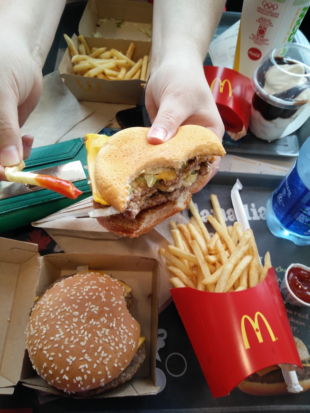McDonalds | 190 Green Ln E, East Gwillimbury, ON L9N 0C4, Canada | Phone: (905) 898-6842
