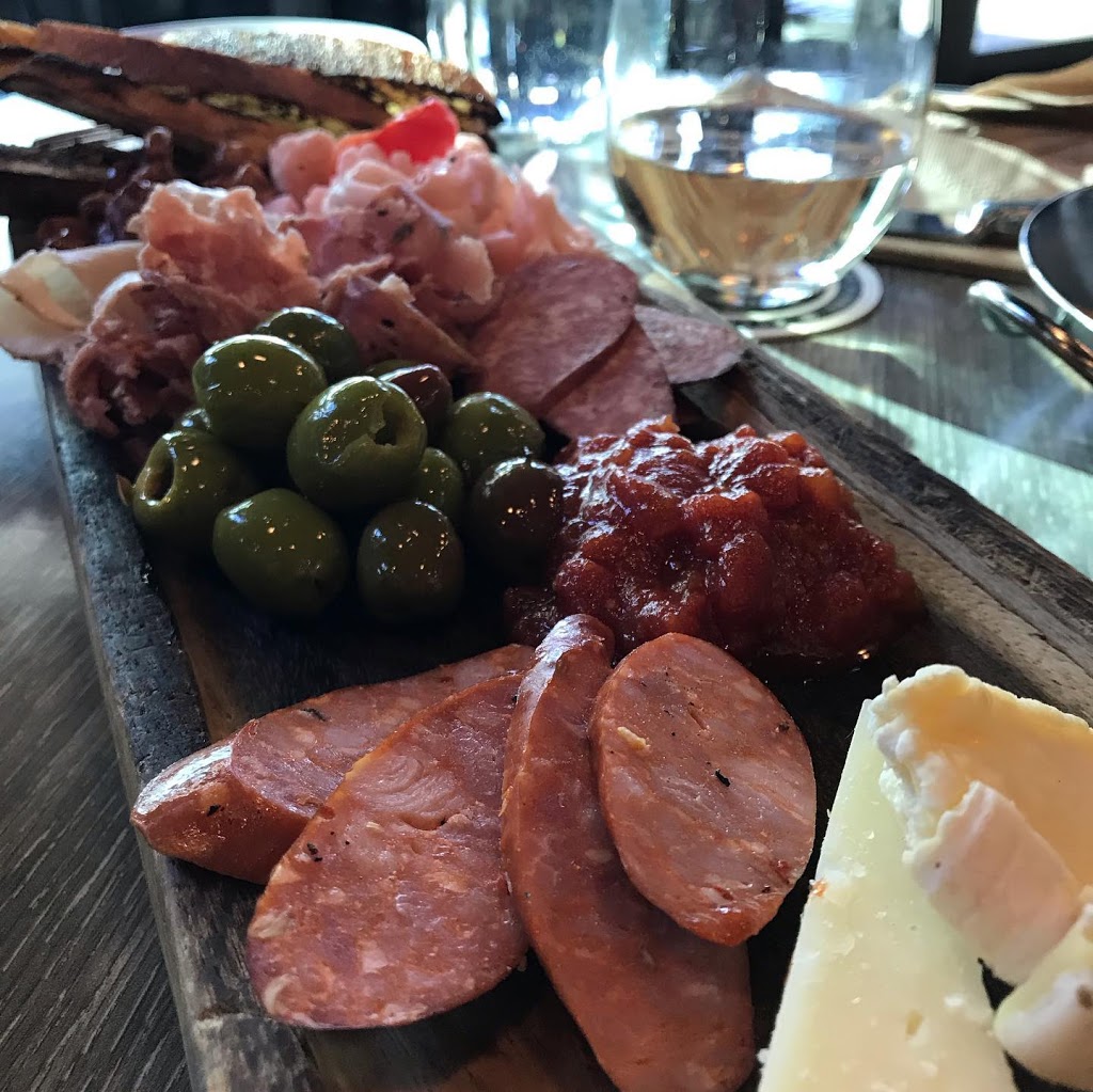 Mid-Town Station Kitchen + Drink | 1615 Dickson Ave #200, Kelowna, BC V1Y 0B1, Canada | Phone: (250) 469-9690