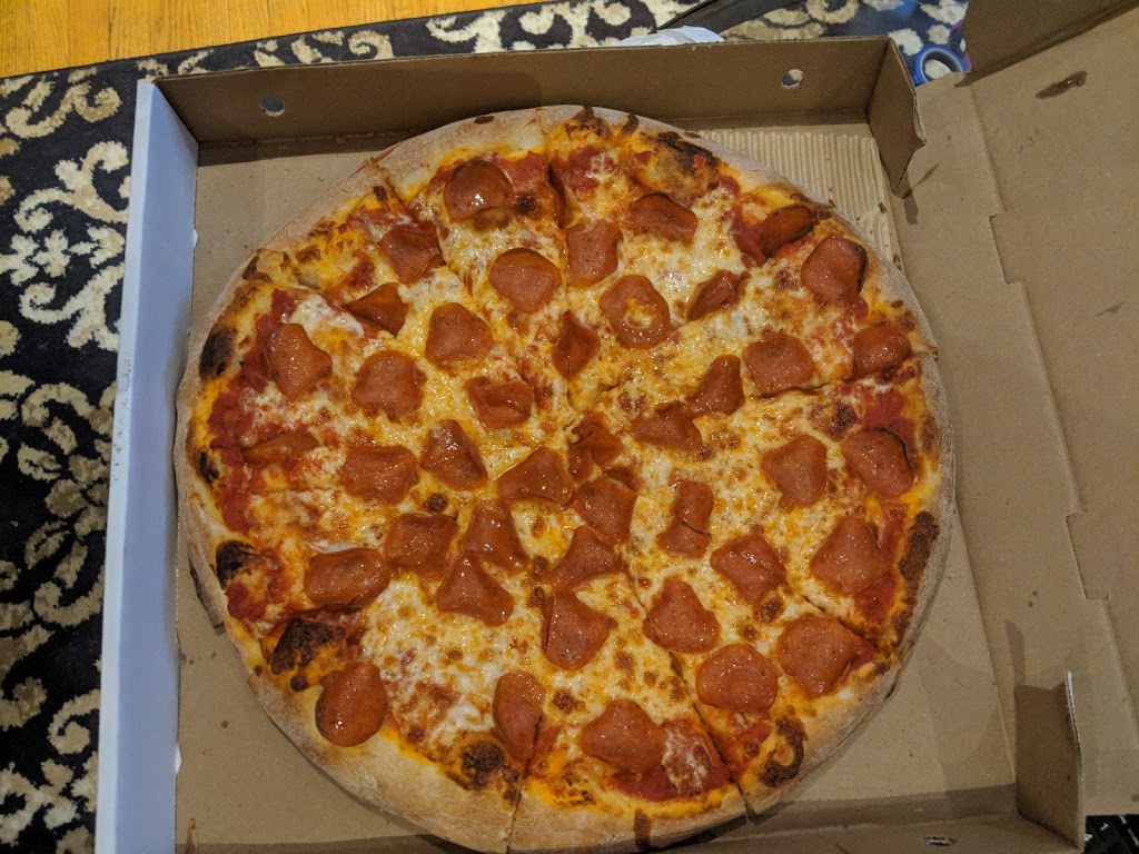 Pizza Nova | 1211 Hurontario St #104a, Mississauga, ON L5G 3H2, Canada | Phone: (416) 439-0000