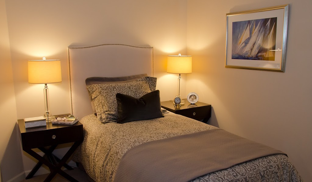 Revera The Kensington Victoria | 3965 Shelbourne St, Victoria, BC V8N 6J4, Canada | Phone: (250) 477-1232
