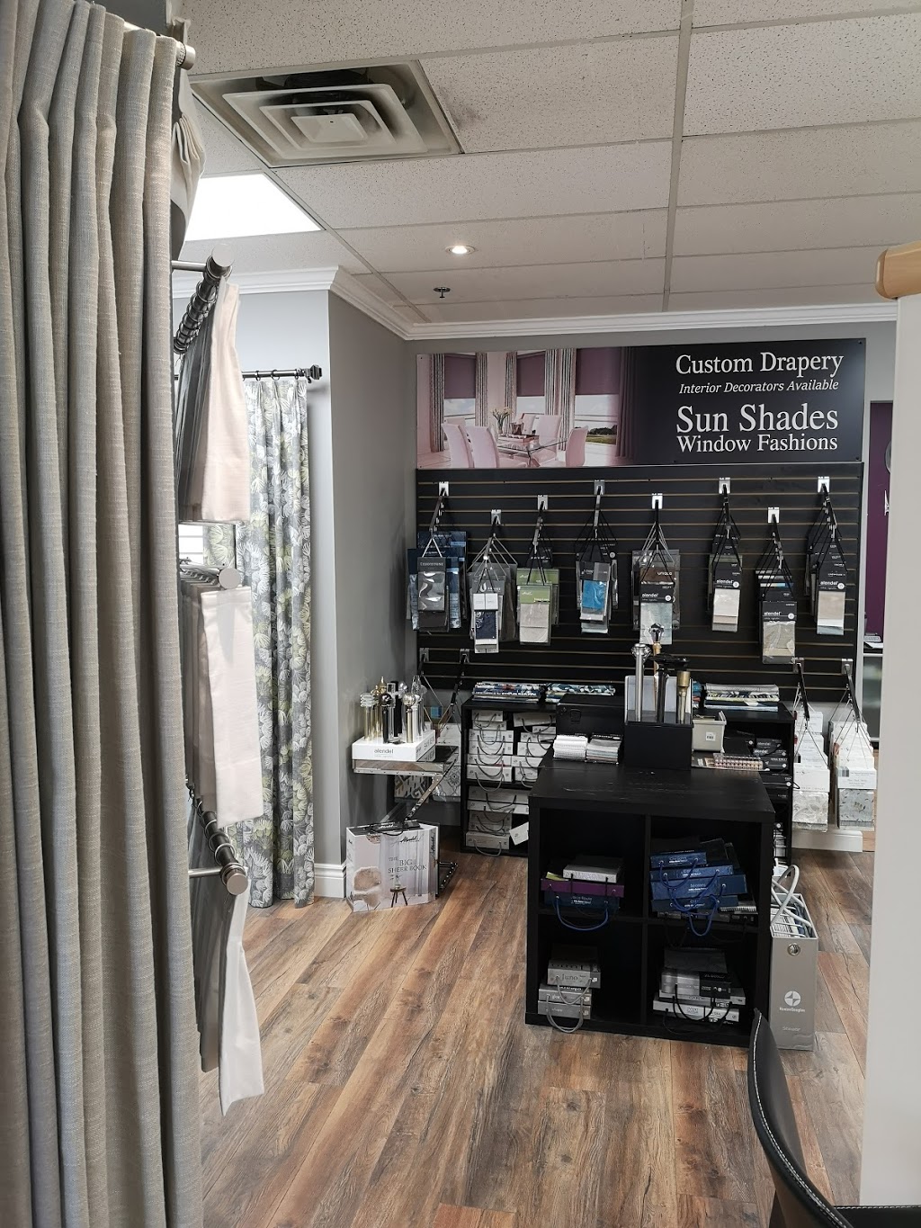 Sun Shades Window Fashions | Custom Window Blinds & Coverings | 466 Speers Rd, Oakville, ON L6K 3W9, Canada | Phone: (905) 827-1341