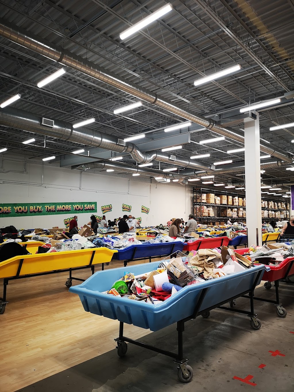 Binge Bins | 3198 Wonderland Rd S, London, ON N6L 1A1, Canada | Phone: (519) 642-7222