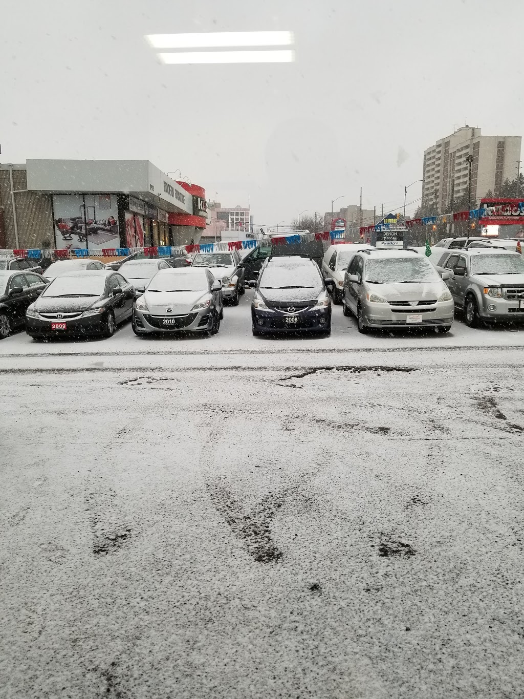 Reliable Pre Owned Cars | 1000 Dundas St E, Mississauga, ON L4Y 2B8, Canada | Phone: (647) 869-2555