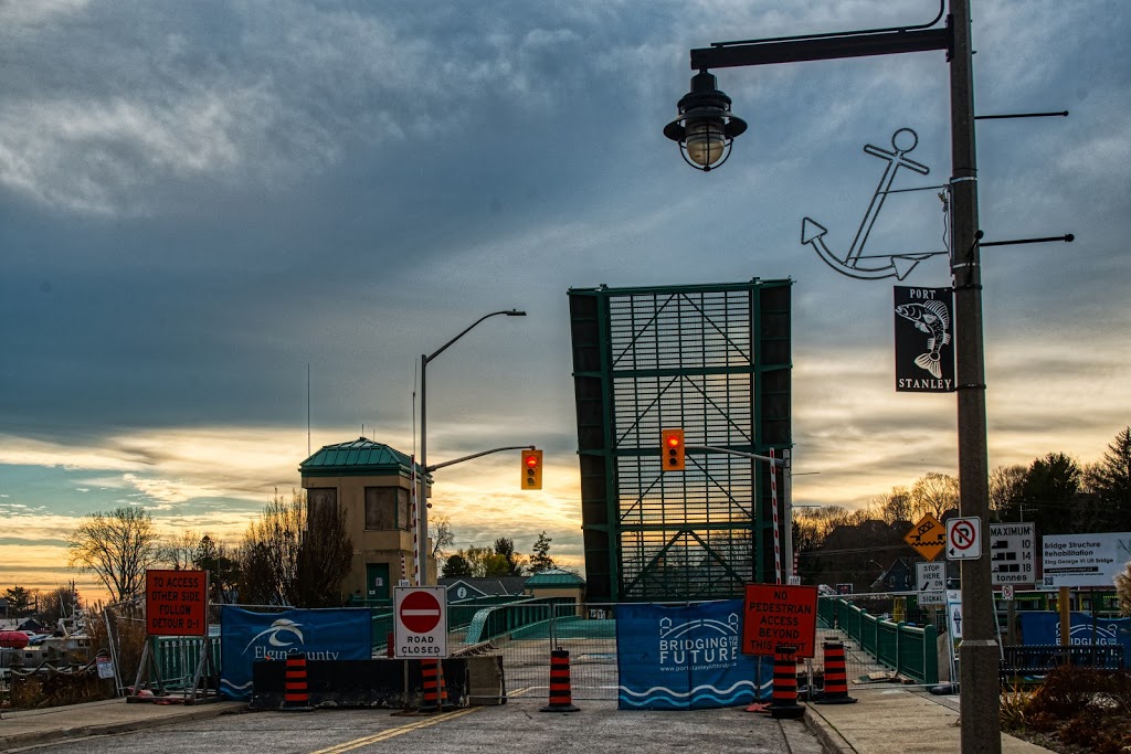 King George Vi Lift Bridge | 309 Bridge St, Port Stanley, ON N5L 1C5, Canada | Phone: (519) 782-3451