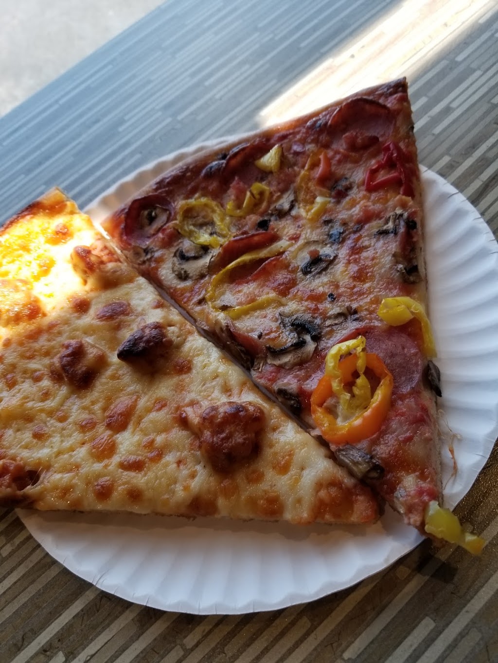 Mossimos Pizza & Subs | 164 RR 20, Fonthill, ON L0S 1E0, Canada | Phone: (905) 892-7777