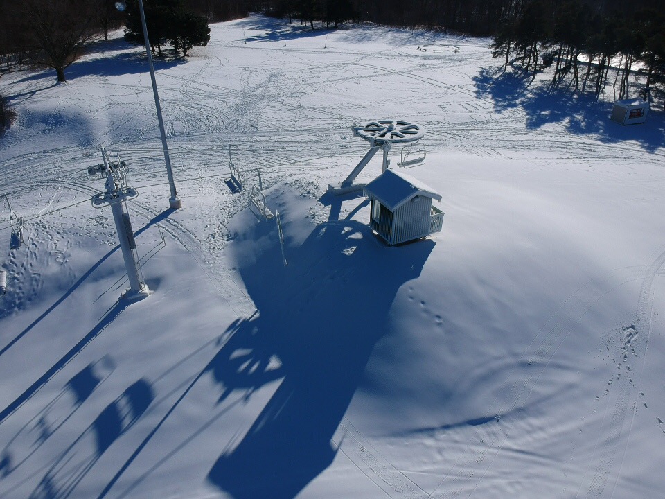 Earl Bales Ski & Snowboard Centre | 4169 Bathurst St, North York, ON M3H 3P8, Canada | Phone: (416) 395-7931