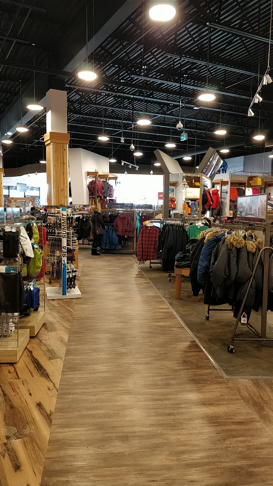 Sport Chek | STONE ROAD MALL, 435 Stone Rd W r1, Guelph, ON N1G 2X6, Canada | Phone: (519) 824-4352