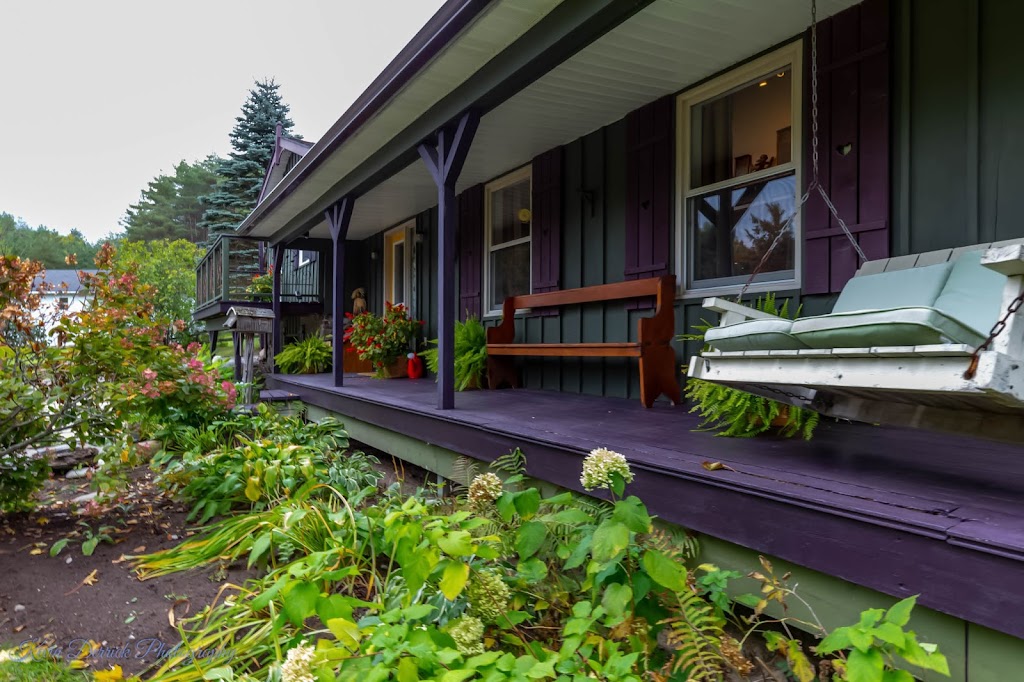 Jami Joy Royale Town And Country Realty Inc. | 46 Kent St W, Lindsay, ON K9V 2Y2, Canada | Phone: (705) 879-8484