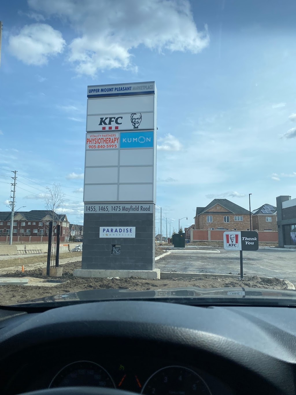 KFC | 1475 Mayfield Rd, Brampton, ON L7A 5G6, Canada | Phone: (905) 863-1136