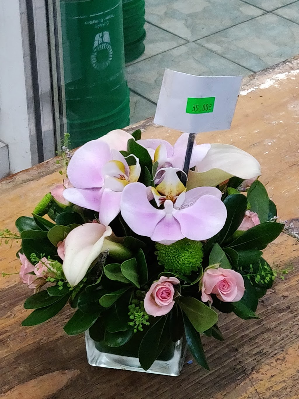 Passion Flowers | 410 Summerhill Ave, Toronto, ON M4W 2E4, Canada | Phone: (416) 962-8732