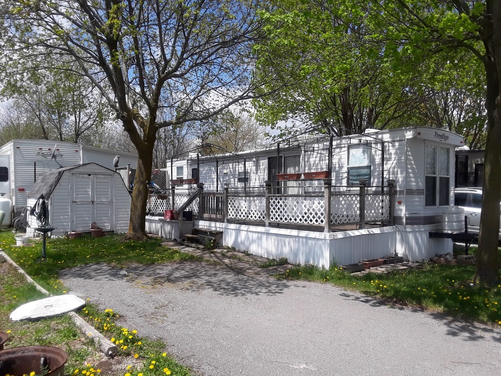 Campark Resorts | 9387 Lundys Lane, Niagara Falls, ON L2E 6S4, Canada | Phone: (905) 358-3873