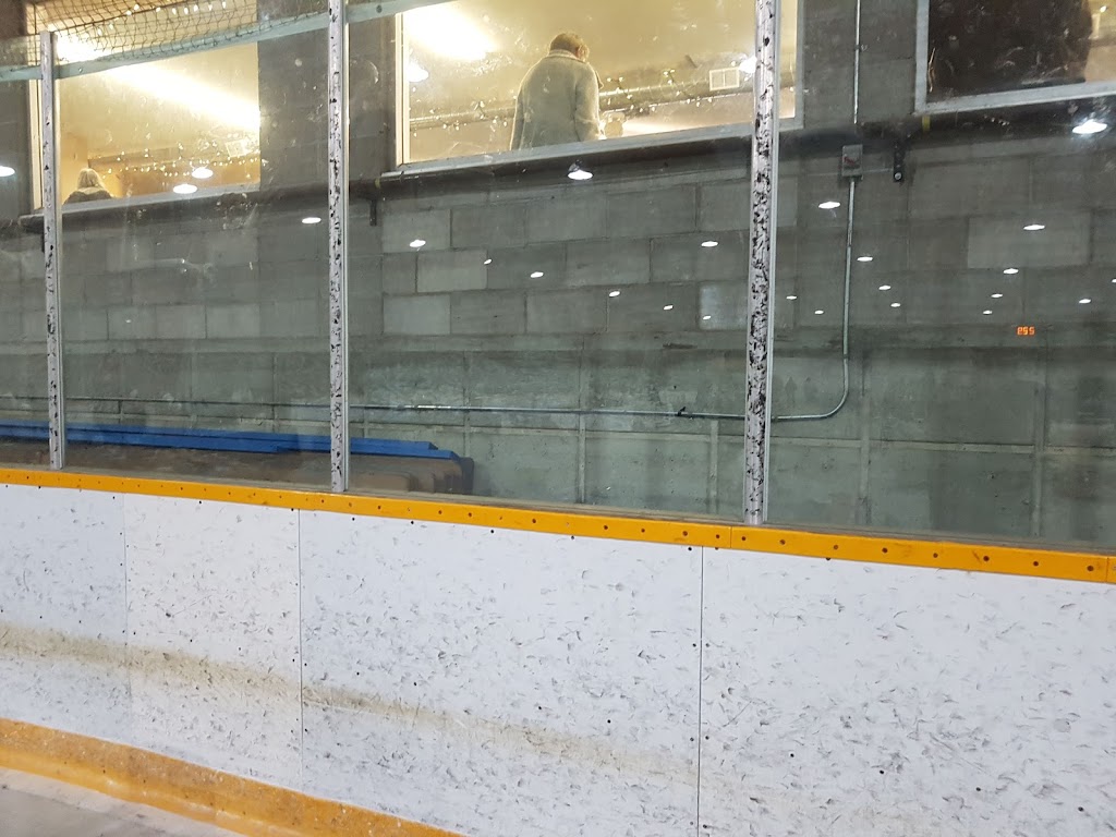 Winnipeg Beach Municipal Recreation Centre | 32 Hamilton St, Winnipeg Beach, MB R0C 3G0, Canada | Phone: (204) 389-5126