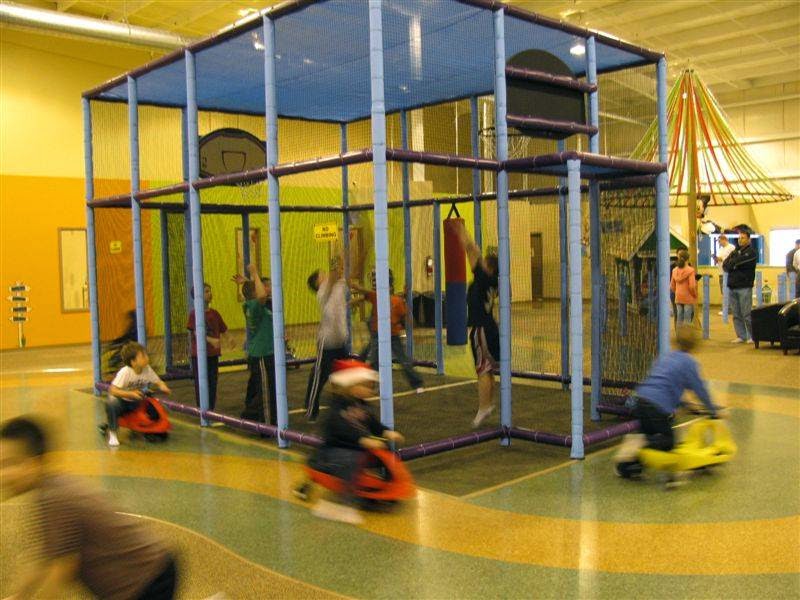 Funmazing Playcentre | 785 Imperial Rd N B, Guelph, ON N1K 1X4, Canada | Phone: (519) 265-7529