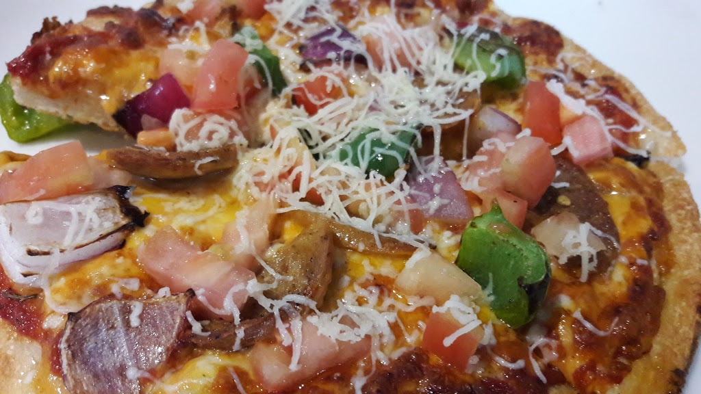 Boston Pizza | 2915 Eglinton Ave W, Mississauga, ON L5M 6J3, Canada | Phone: (905) 569-0517