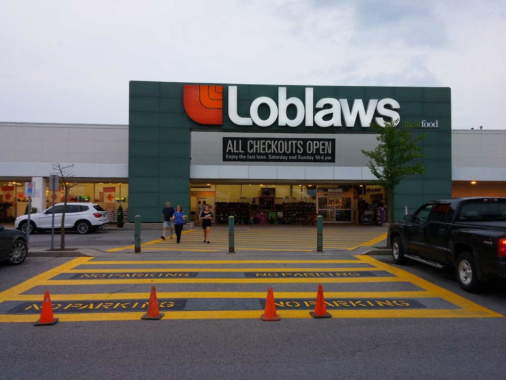 Loblaws | 10909 Yonge St, Richmond Hill, ON L4C 3E3, Canada | Phone: (905) 737-1222