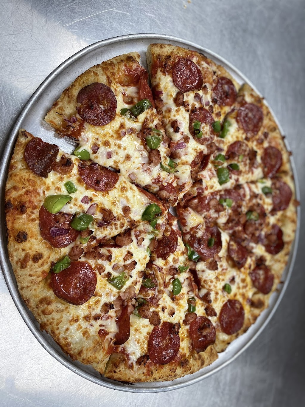 Milano express pizza | 33888 Dewdney Trunk Rd, Mission, BC V2V 6Y4, Canada | Phone: (437) 777-9747