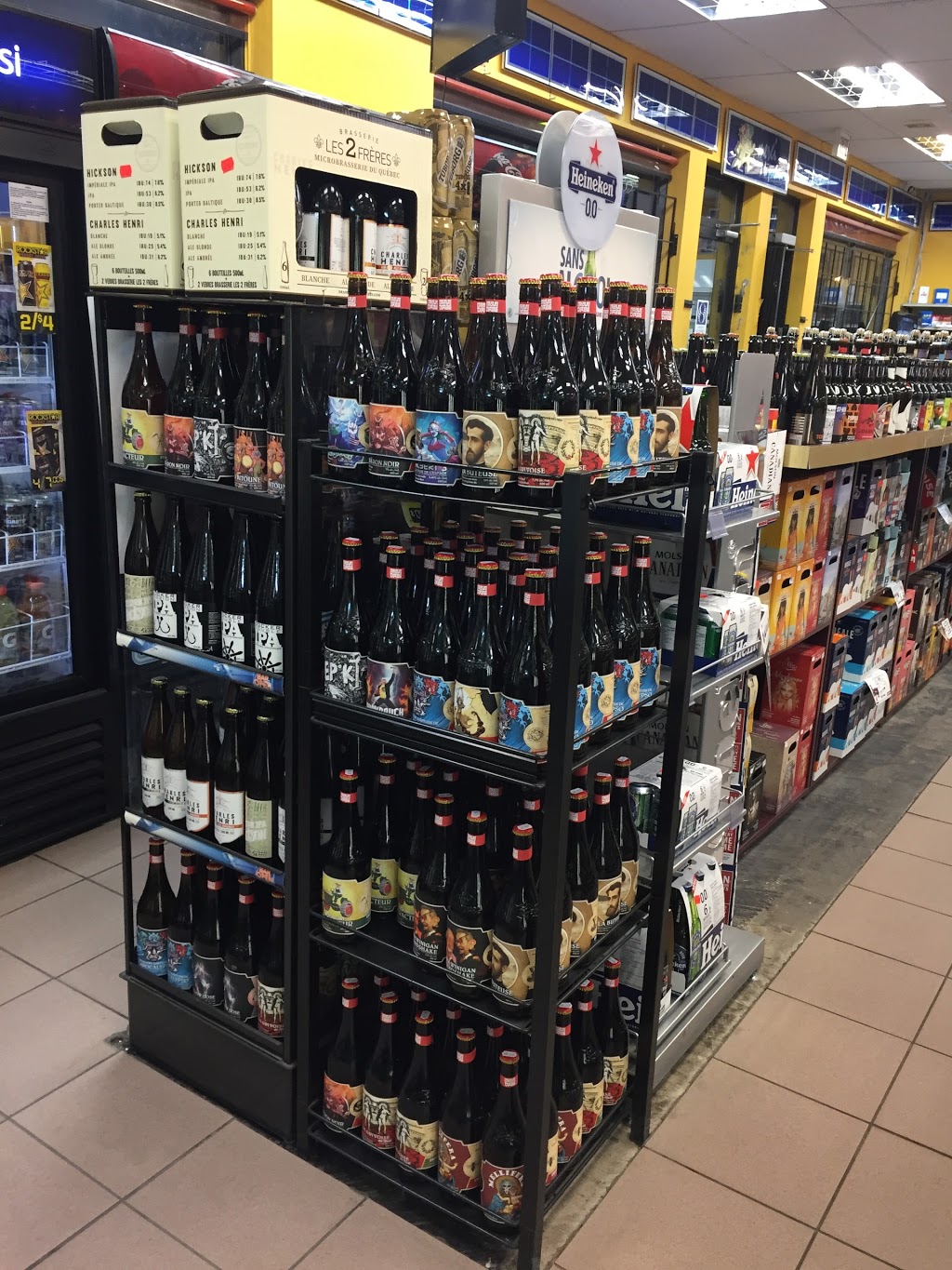 Dépanneur le Citadin | 305 Boulevard Industriel, Boucherville, QC J4B 7C5, Canada | Phone: (450) 655-5648