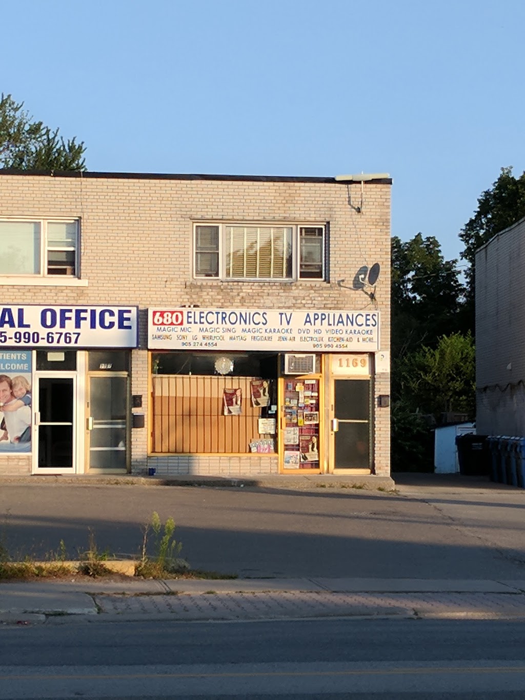 680 Electronic Appliances | 1169 Lakeshore Rd E, Mississauga, ON L5E 1G1, Canada | Phone: (905) 274-4554