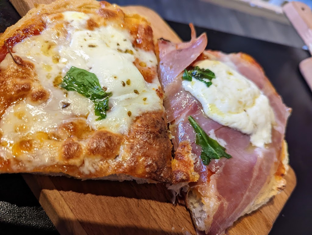 Casa Eatalia | 2638 E Hastings St, Vancouver, BC V5K 1Z6, Canada | Phone: (604) 842-0462