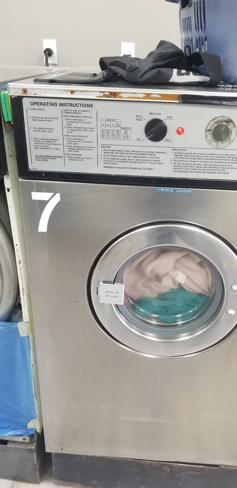 Airdrie Laundromat | 120 1 Ave NE, Airdrie, AB T4B 0R6, Canada | Phone: (403) 948-2169