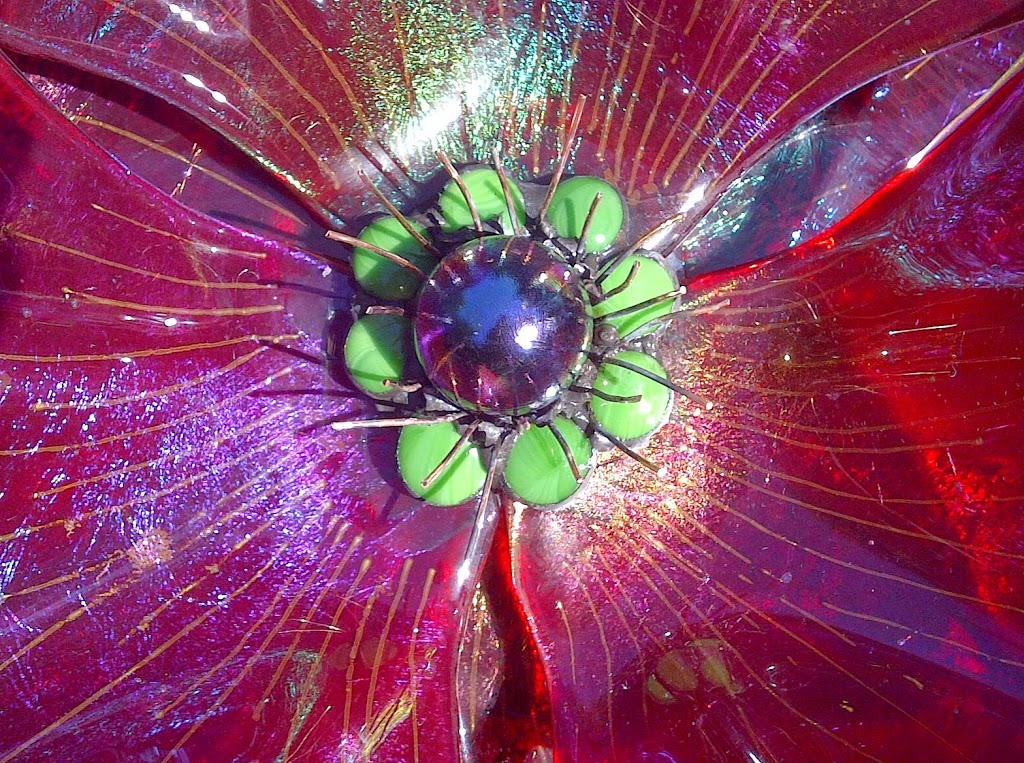 Yellow Point Art Glass Studio and Gift Shop | 3272 Roper Rd, Ladysmith, BC V9G 1C4, Canada | Phone: (250) 618-1103