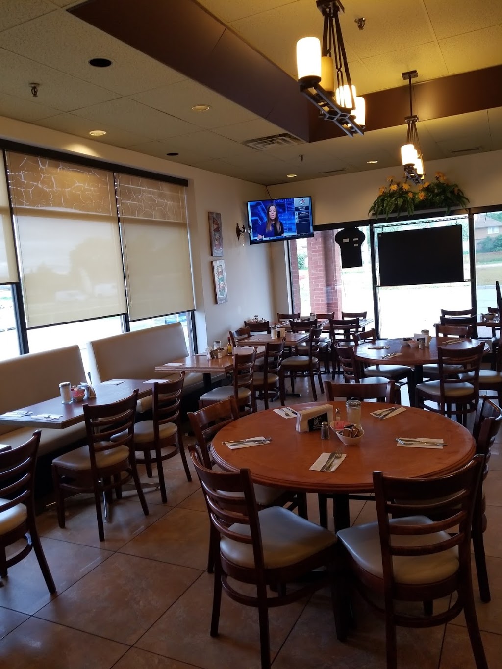 Johnathan´s Restaurant | 200 Marycroft Ave Unit 27, Woodbridge, ON L4L 5X6, Canada | Phone: (905) 856-0023