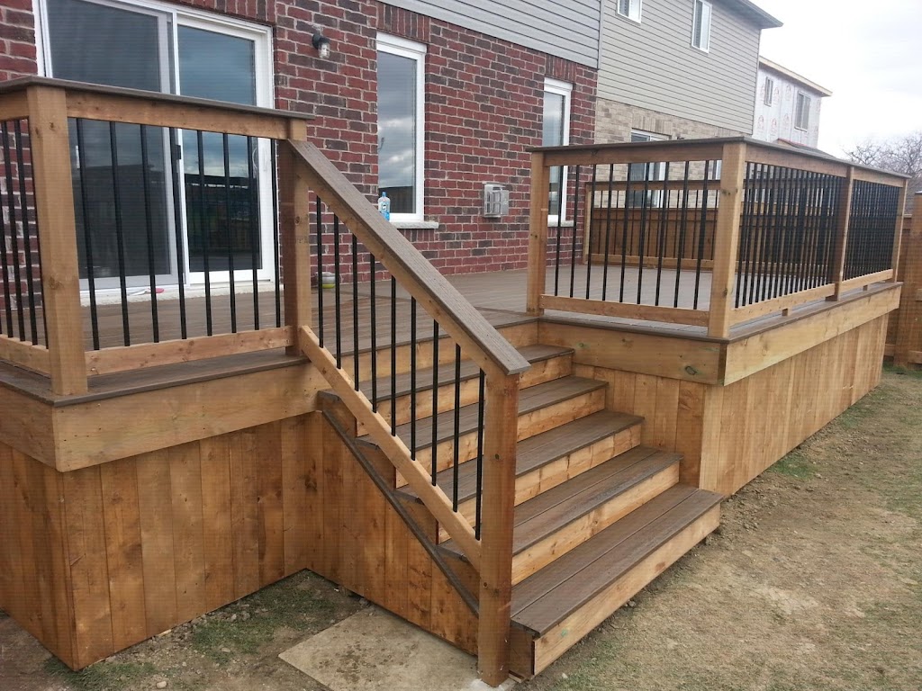 Flawless Fence & Deck | 751 Grosvenor St, Woodstock, ON N4S 5G5, Canada | Phone: (519) 537-2954