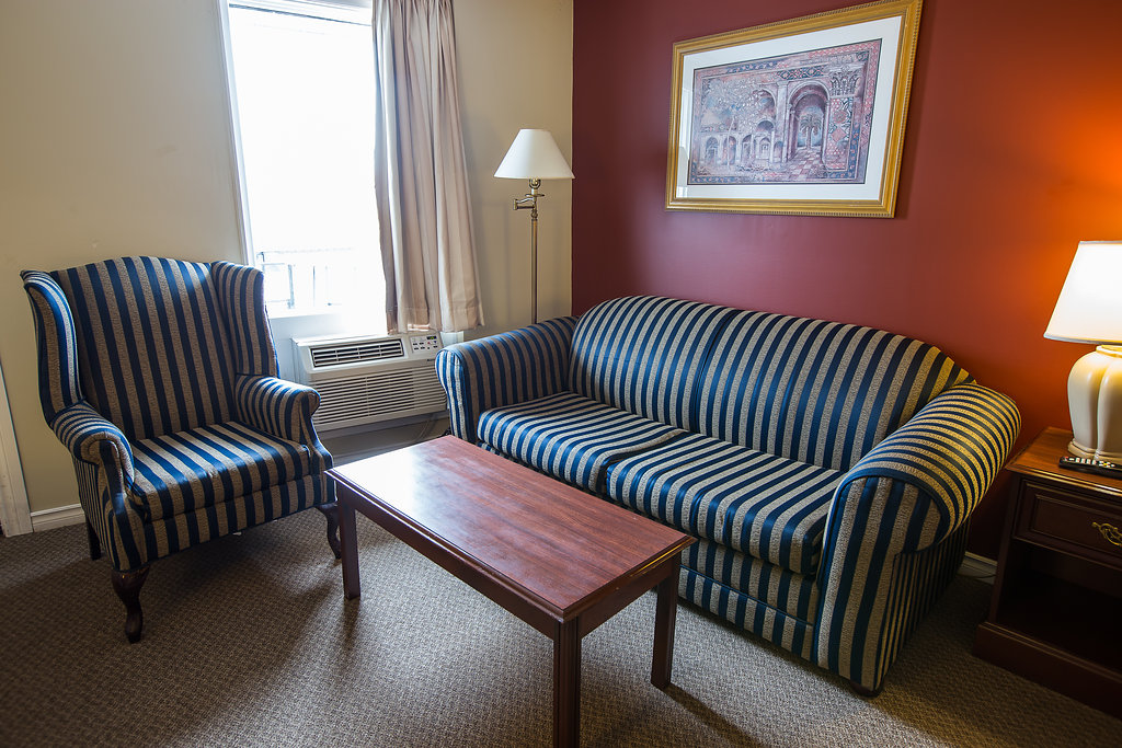 Saxony Motel | 521 Grand Ave E, Chatham, ON N7L 3Z2, Canada | Phone: (519) 354-4881