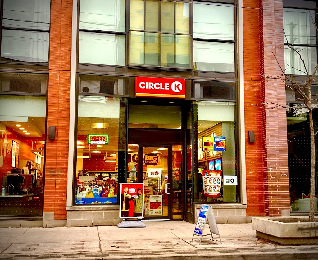 Circle K | 875 Queen St E, Toronto, ON M4M 1J2, Canada | Phone: (416) 945-0168