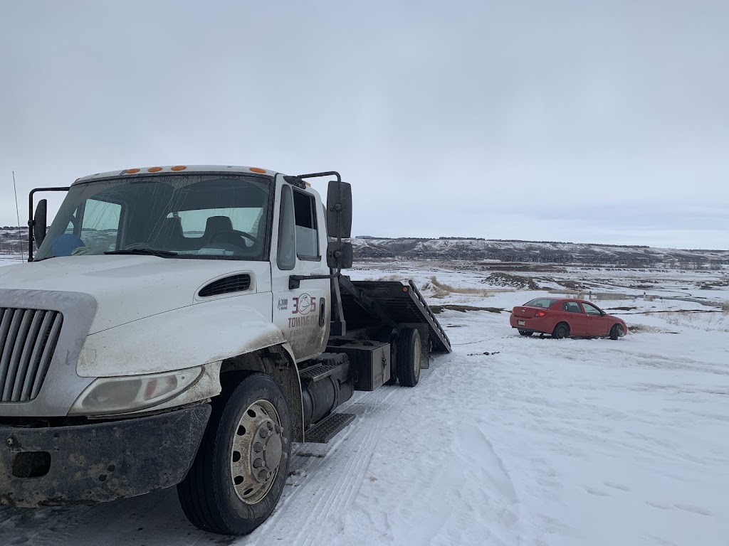 305 Towing Inc. | 189 Eversyde Blvd SW, Calgary, AB T2Y 0B3, Canada | Phone: (403) 470-1414