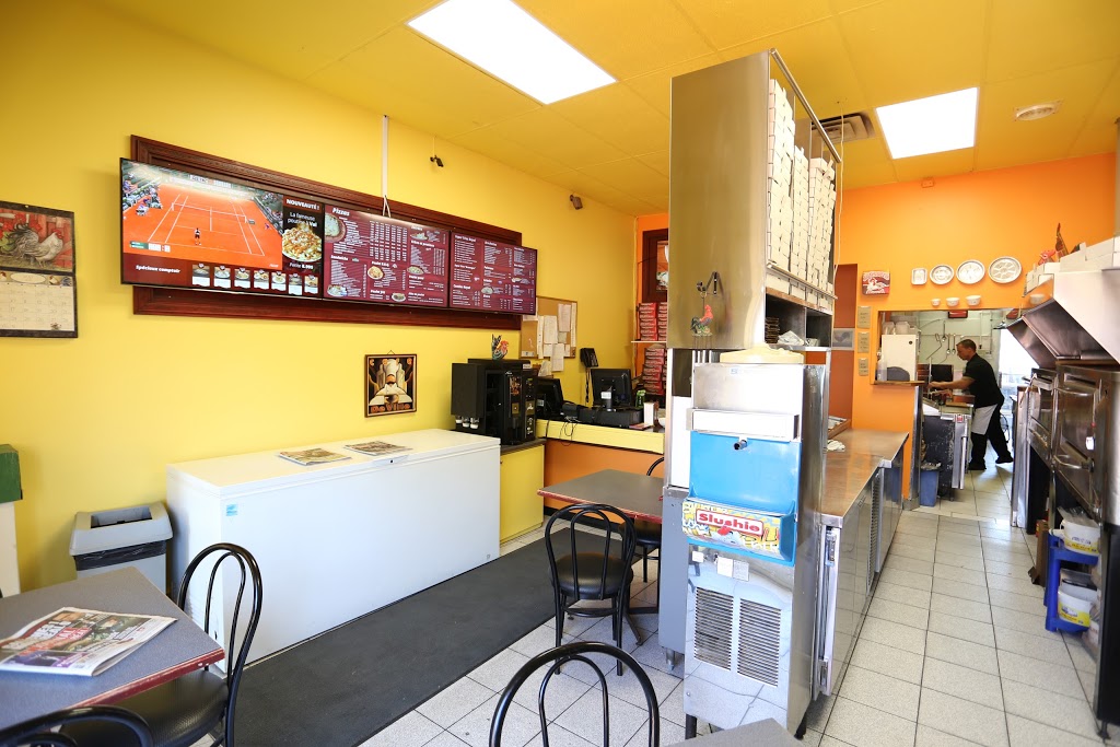 Rotisserie Pizzeria Royal | 7385 Rue Notre Dame O, Trois-Rivières, QC G9B 1L8, Canada | Phone: (819) 377-5730