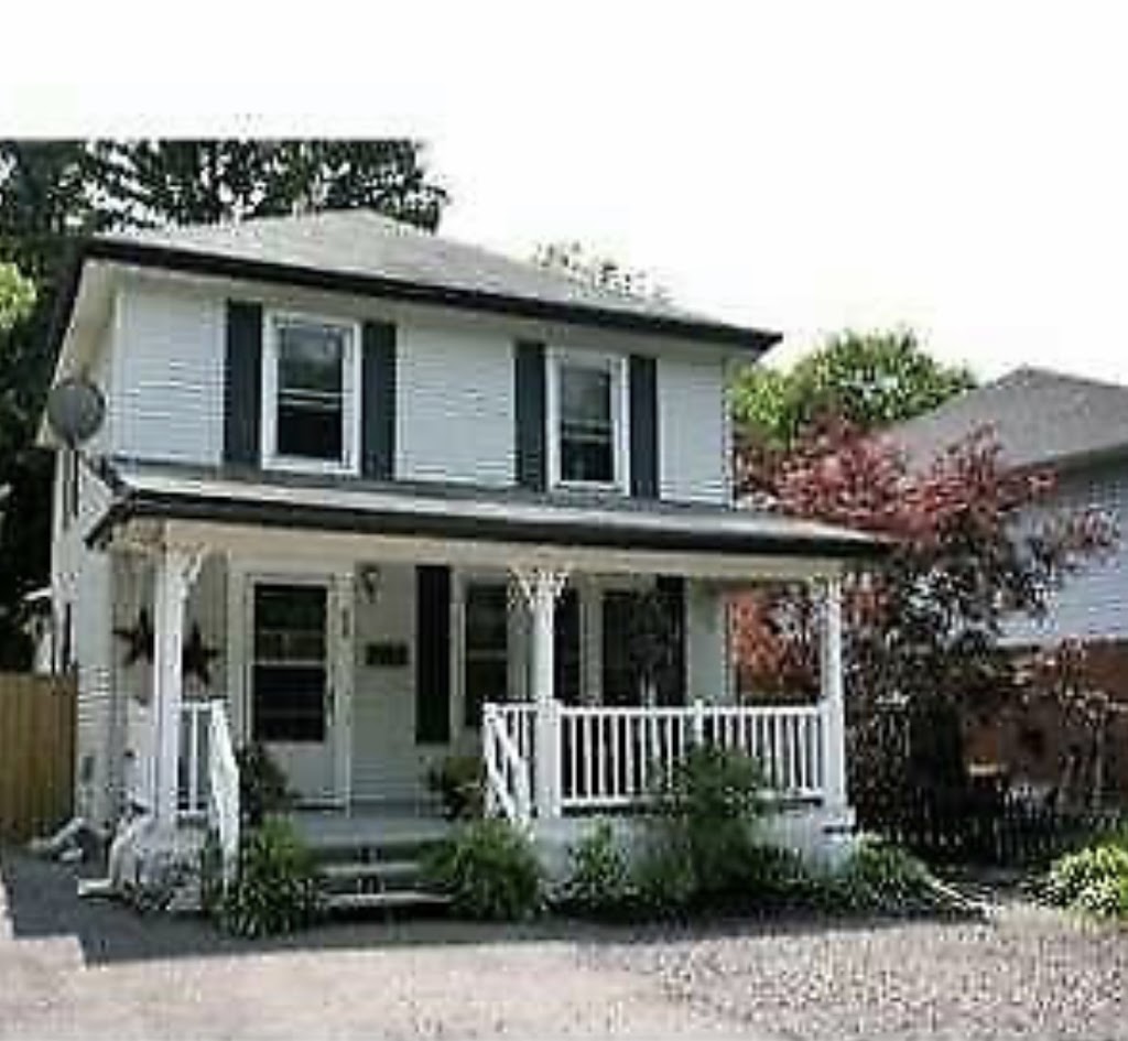 Biauty Bar | 32 Rousseaux St, Ancaster, ON L9G 2W5, Canada | Phone: (289) 700-7583