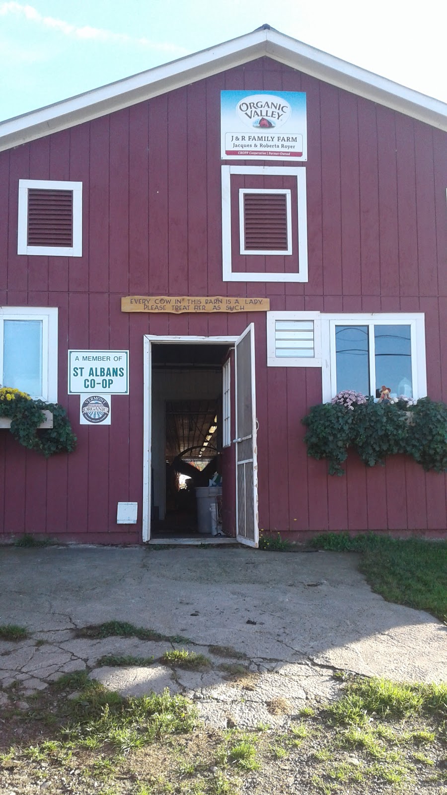 Big Bear Real Estate | 4356 VT-100, Troy, VT 05868, USA | Phone: (802) 744-6844