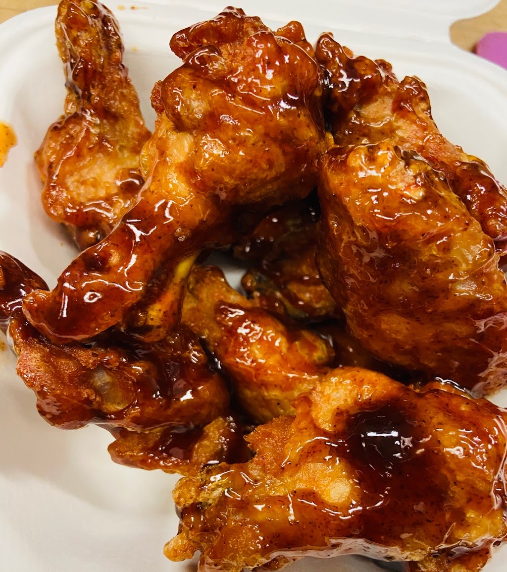 Best Pizza Restaurant Moose Jaw - MJ Praire Pizza & Wings | 2 Wood Lily Dr, Moose Jaw, SK S6J 1E1, Canada | Phone: (306) 972-9000