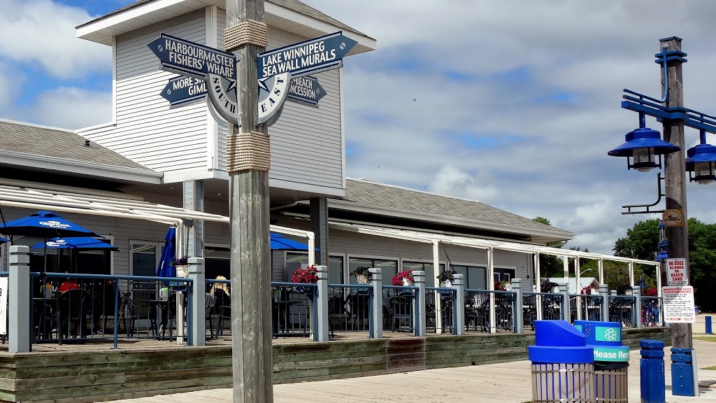 Seagulls Restaurant & Lounge | 10 Centre St, Gimli, MB R0C 1B0, Canada | Phone: (204) 642-4145