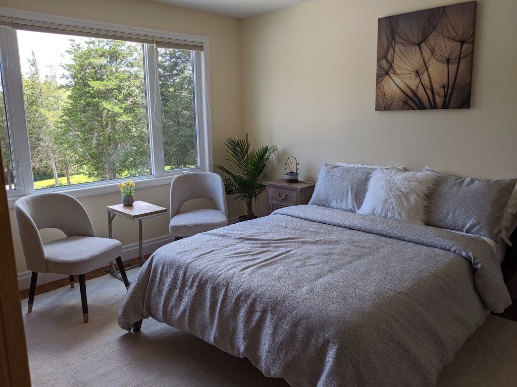 Anthonys Escape | 2727 County Rd 15, Prince Edward, ON K0K 2T0, Canada | Phone: (833) 984-1299