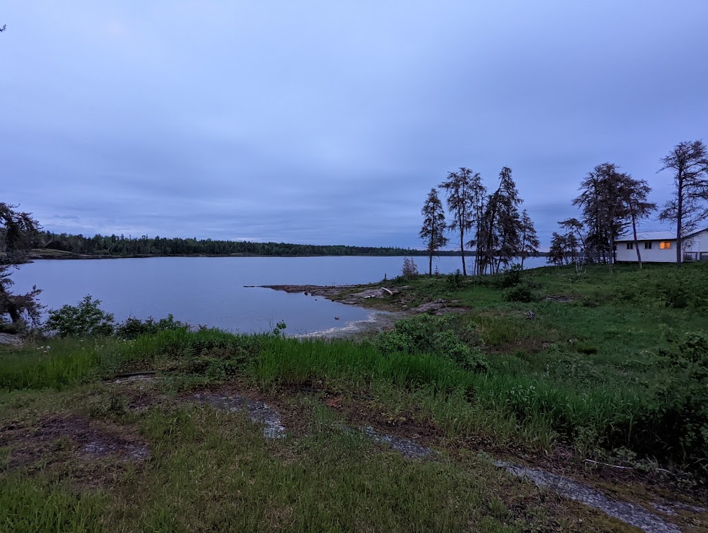 Q Lake Lodge on Quesnel Lake at Caribou Landing | Box 1056, Ste Anne, MB R5H 1C1, Canada | Phone: (204) 330-1758