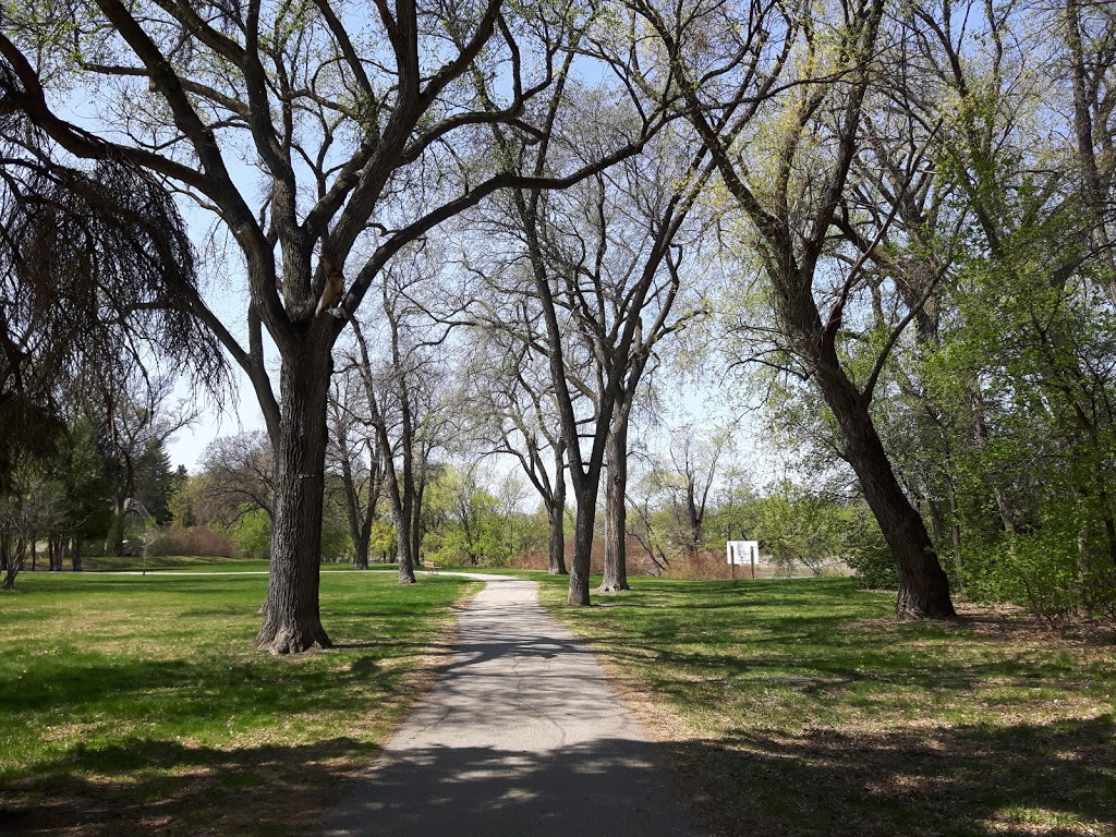 Elmwood Park | Glenelm, Winnipeg, MB R2K, Canada