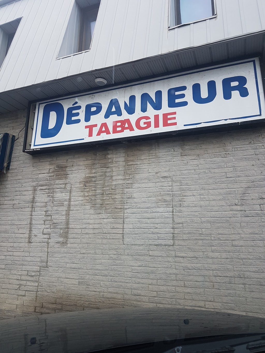 Super Depanneur Don Quichotte | 455 Boulevard Don-Quichotte, Notre-Dame-de-lÎle-Perrot, QC J7V 5V6, Canada | Phone: (514) 453-0851