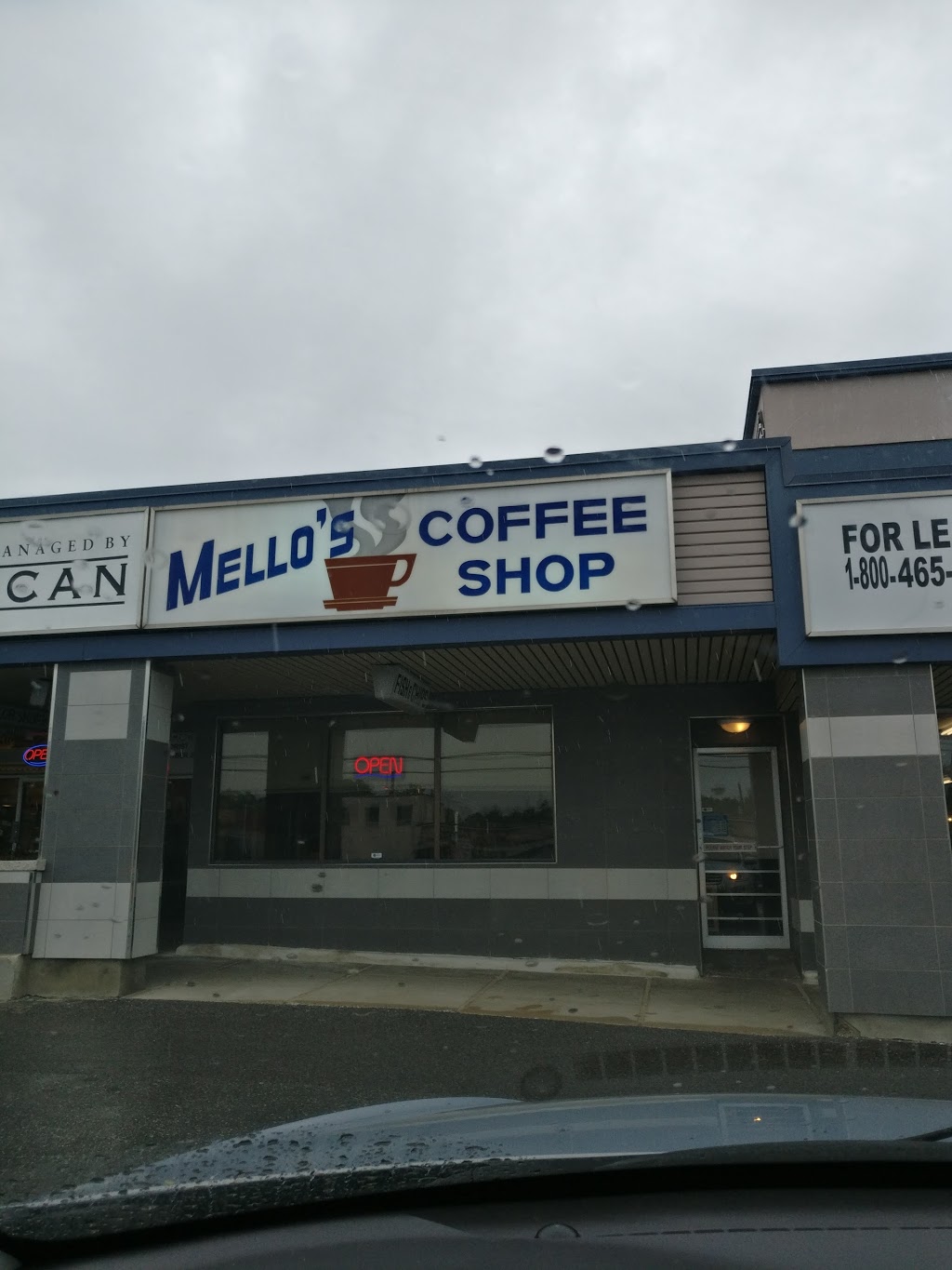 Mellos Coffee Shop | 1516 Merivale Rd, Nepean, ON K2G 3J6, Canada | Phone: (613) 224-6411