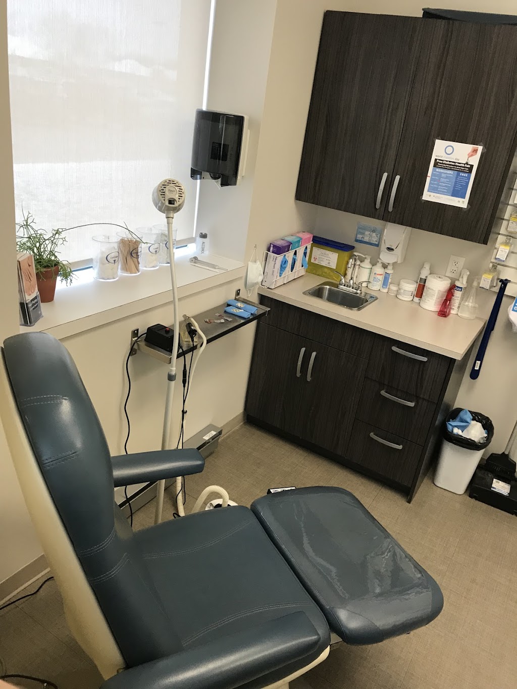 A Step Ahead Foot Clinic - James Beard, D.Ch & Associates | 86 Angeline St S #101, Lindsay, ON K9V 6C5, Canada | Phone: (705) 328-3636
