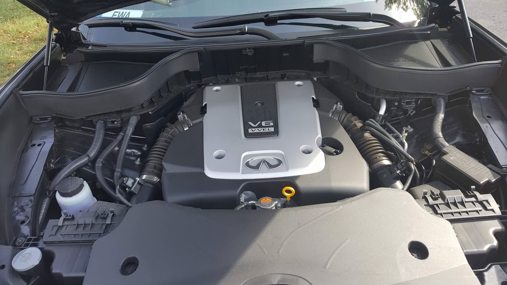 Woodchester Infiniti | 2560 Motorway Blvd, Mississauga, ON L5L 1X3, Canada | Phone: (905) 820-4545