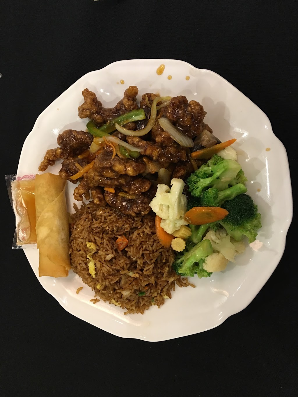 Phoenix Square | 1765 Kenaston Blvd Unit E, Winnipeg, MB R3Y 1V8, Canada | Phone: (204) 615-3338