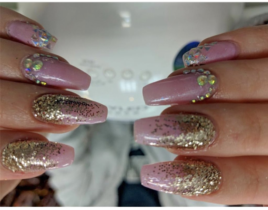Iris Nails & Spa | 1500 Upper Middle Rd W, Oakville, ON L6M 3G3, Canada | Phone: (905) 469-9843