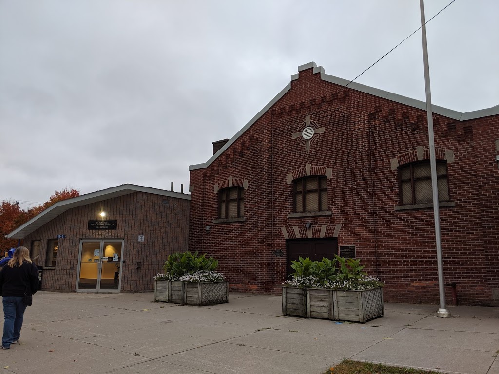 Blackstock Recreation Complex | 3340 Church St, Blackstock, ON L0B 1B0, Canada | Phone: (905) 985-8698